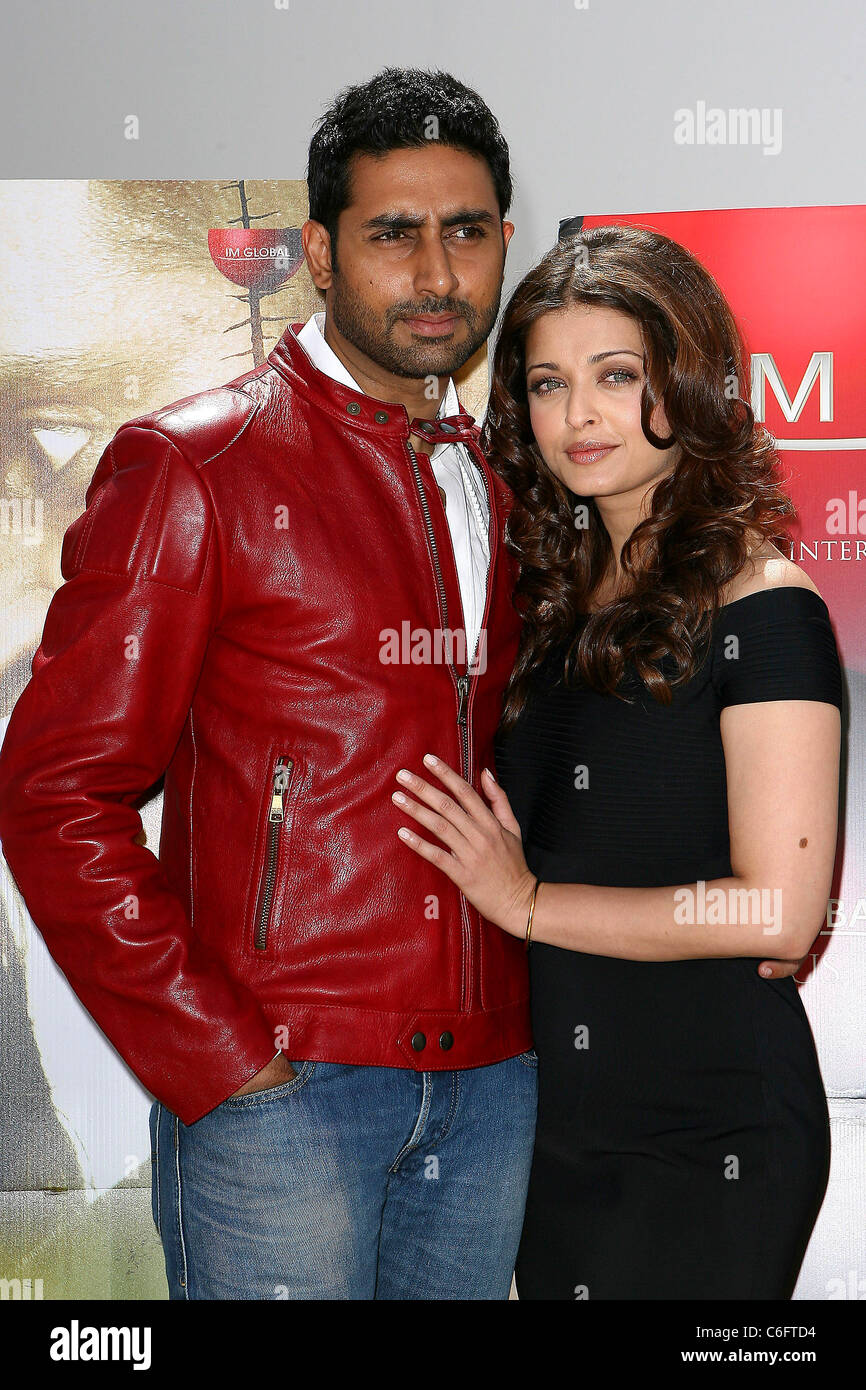 Aishwarya Rai Bachchan and Abhishek Bachchan Cannes International Film ...