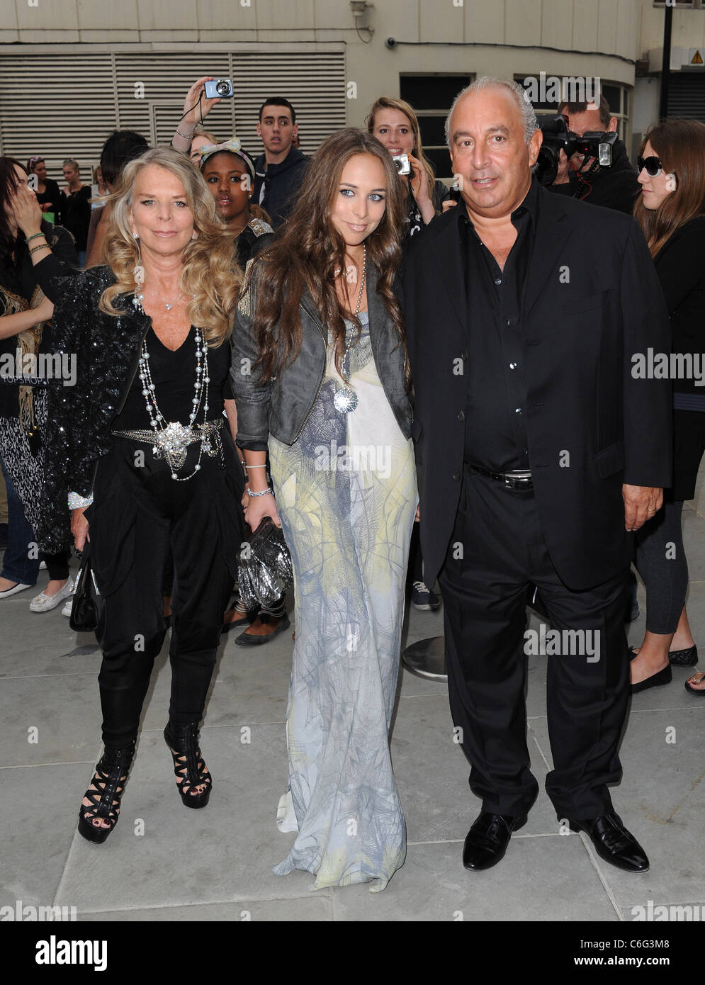 Sir Philip Green with family Topshop opens at Knightsbridge - arrivals.  London, England - 19.05.10 Stock Photo - Alamy