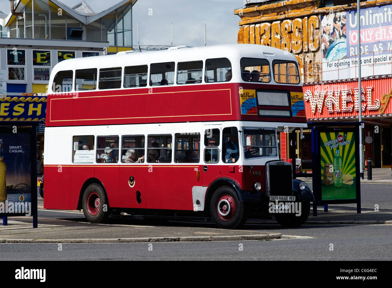 Vintage double decker bus hi-res stock photography and images - Alamy