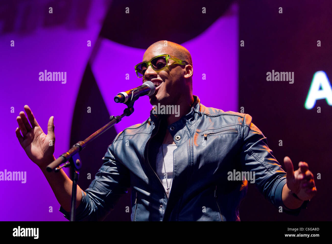 Anselmo Ralph performing at the Festival FestiAngola held at the ...