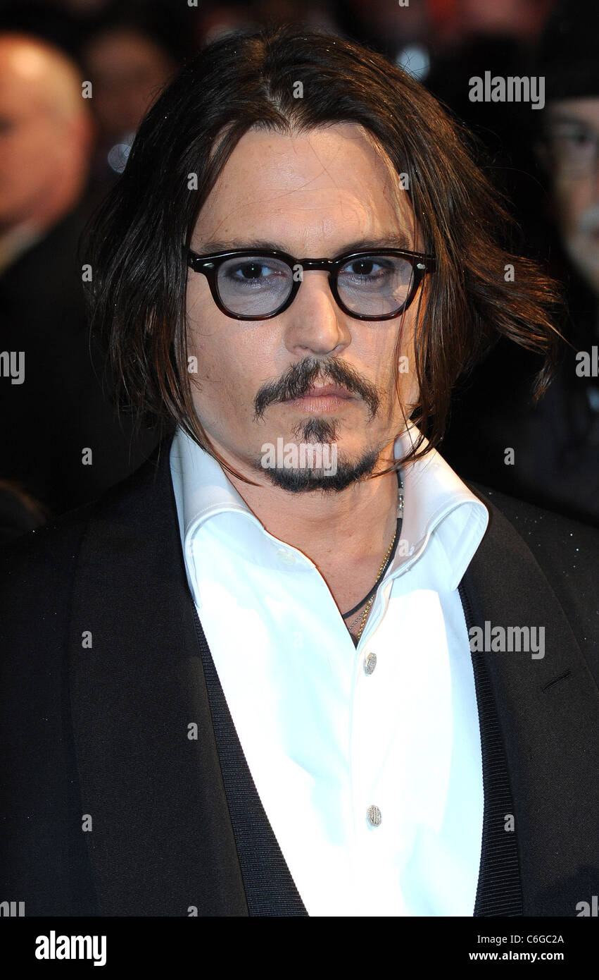 Johnny Depp 'Alice in Wonderland' world premiere held at the Odeon ...