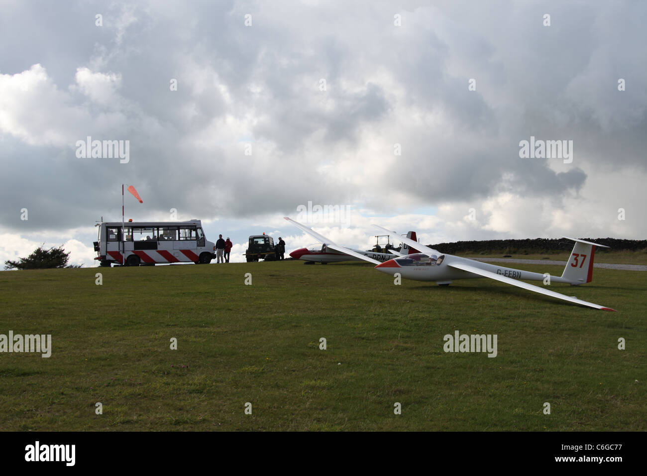 Gliding at Camphill in the Peak District Stock Photo Alamy