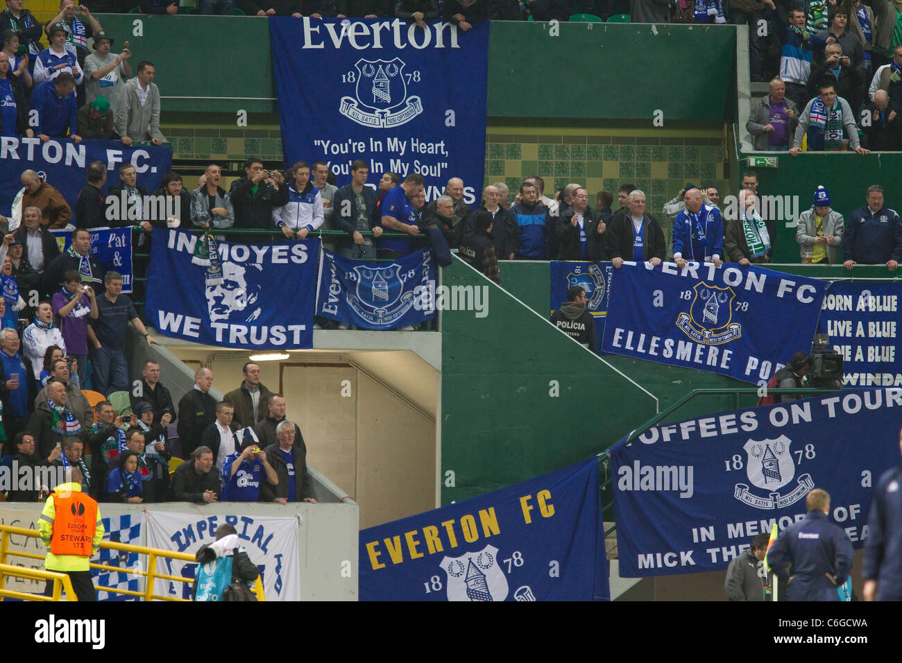Everton supporters during the football match UEFA Europa League Round of 32, 2nd leg match between Sporting Lisbon and Everton Stock Photo