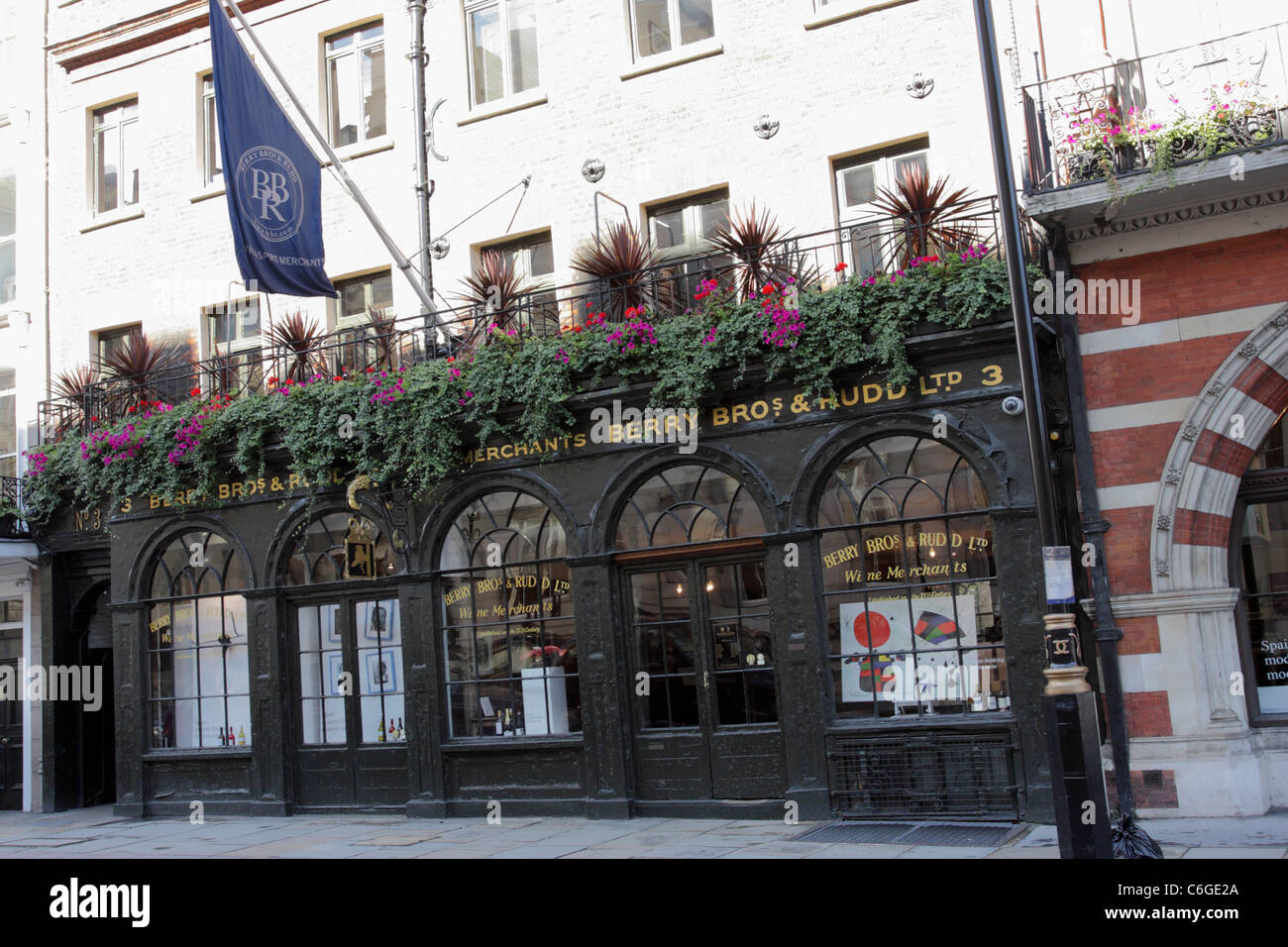 BERRY BROTHERS and RUDD,established in 1698 the company is the oldest wine merchants in Britain,situated in St James Street. Stock Photo