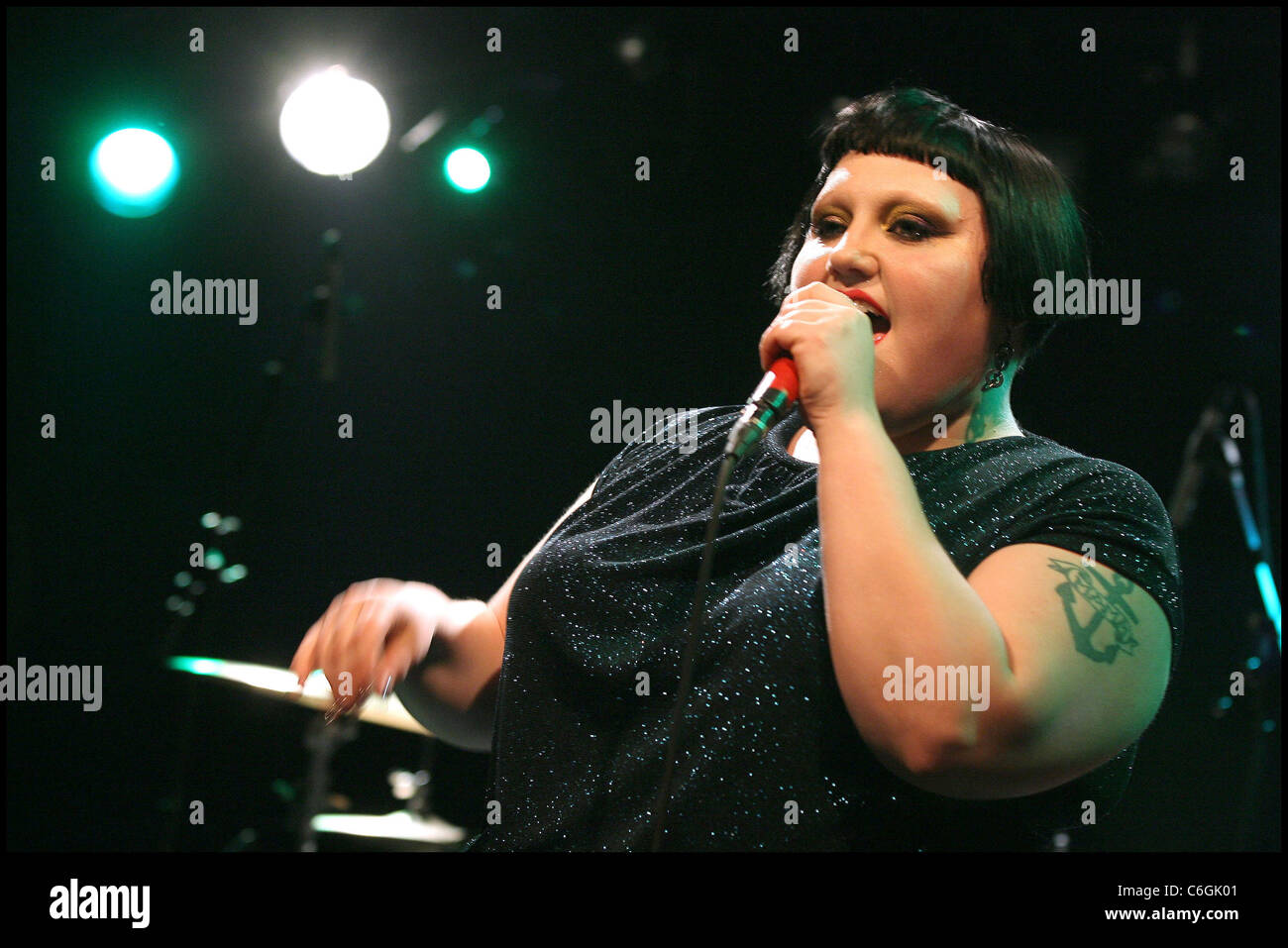 Beth Ditto The Gossip perform a live showcase for iTunes NRJ Sessions ...