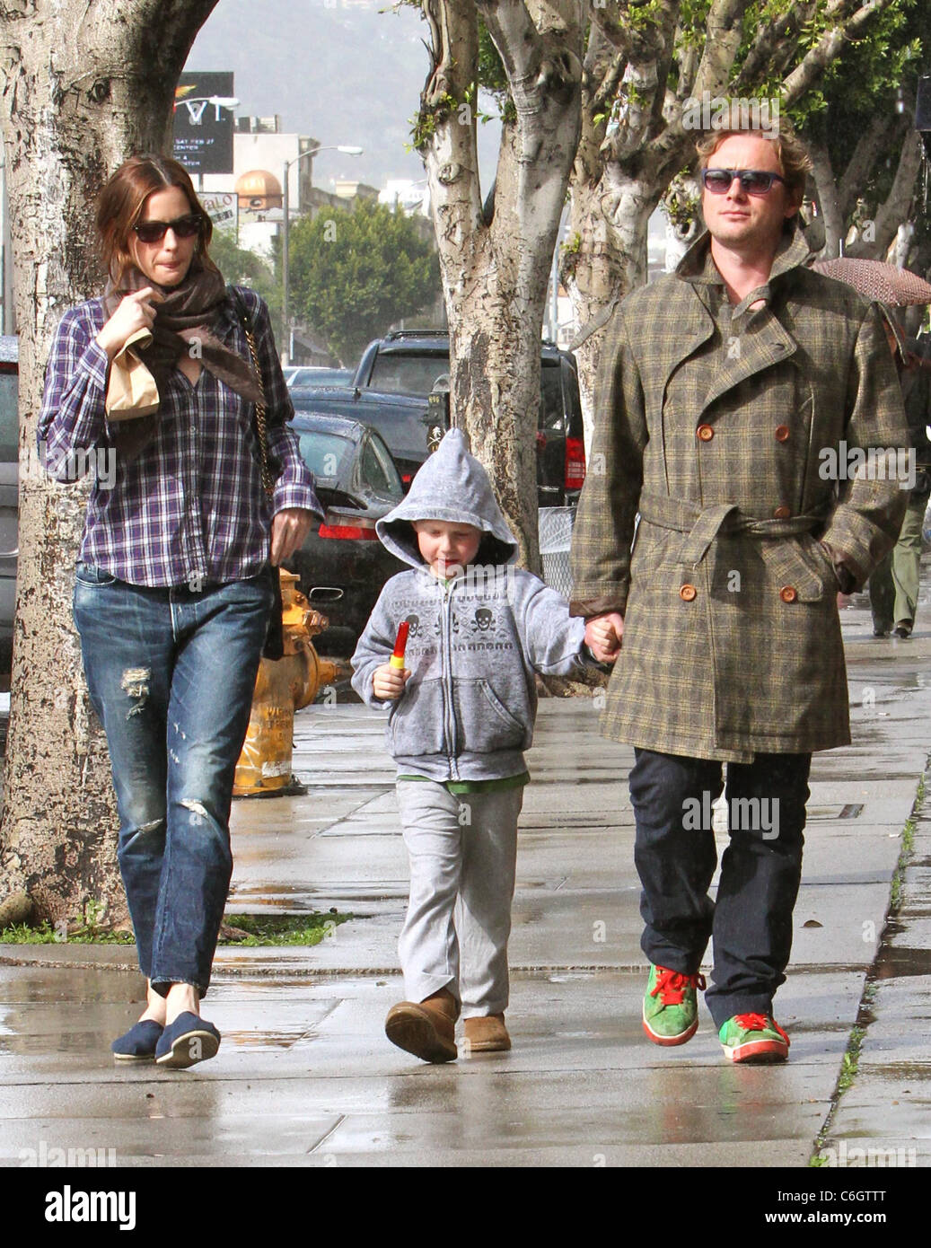 Liv Tyler out shopping with her son Milo William Langdon and ex-partner Royston Langdon in West Hollywood Los Angeles, USA - Stock Photo
