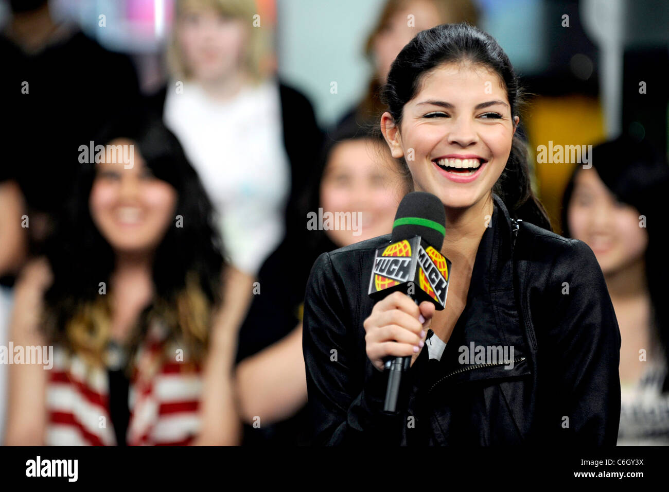 Nikki yanofsky hires stock photography and images Alamy