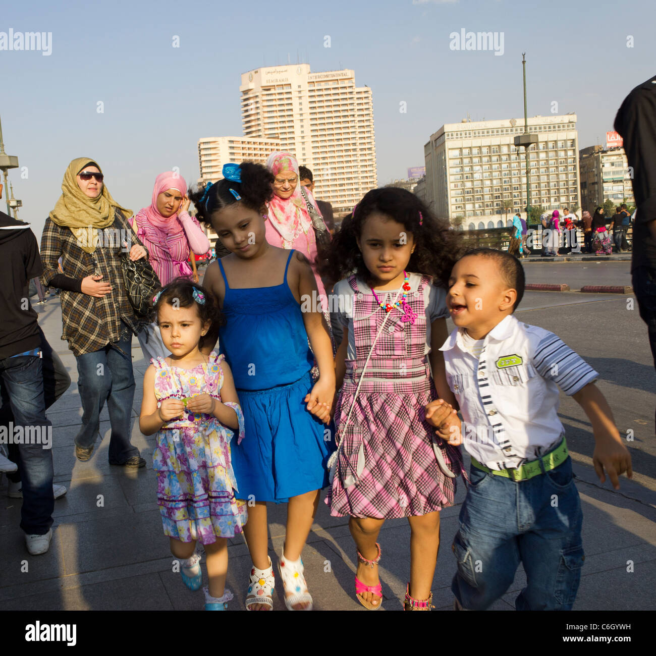 Ramadan Family Stock Photos & Ramadan Family Stock Images 