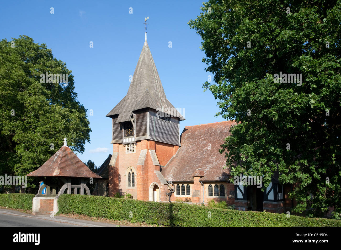 St Peter's Church, Stonegate, East Sussex, England, UK Stock Photo
