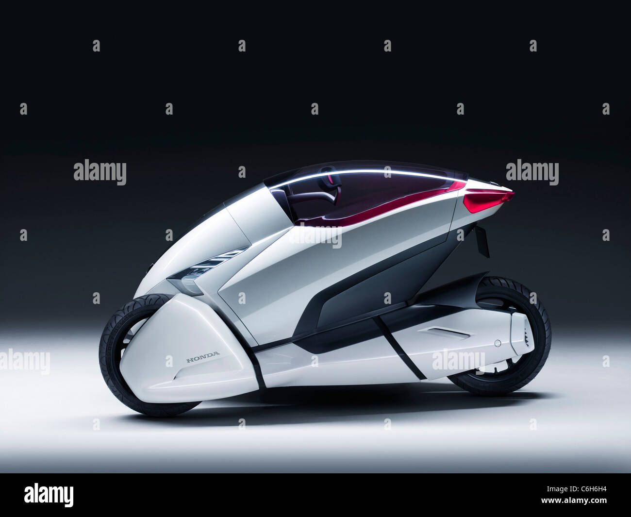 Honda shows off three-wheeled 3R-C concept vehicle Feast your eyes on ...