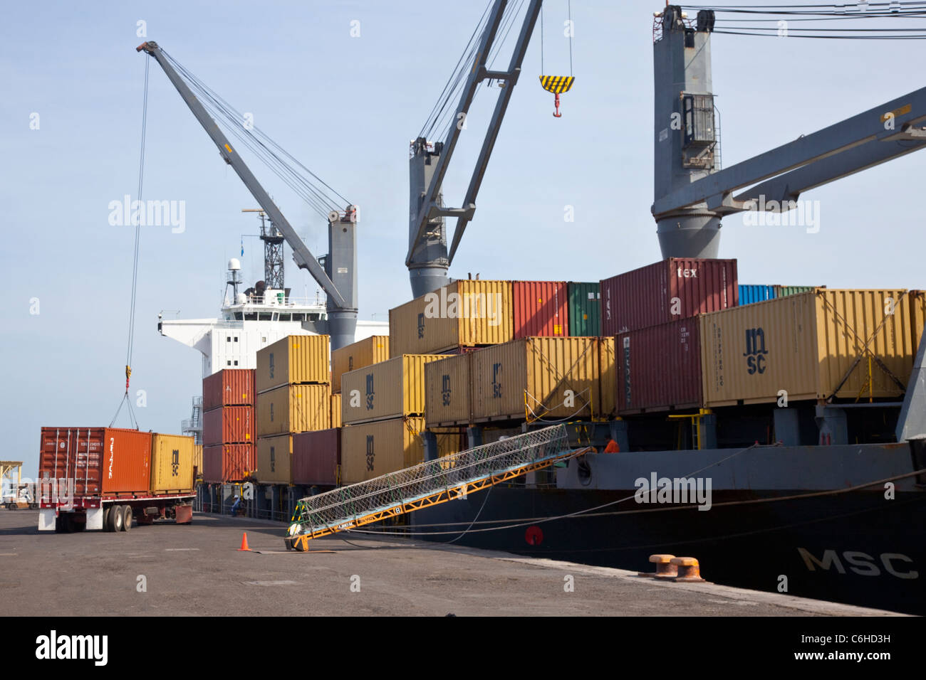 ship-container-crates-hi-res-stock-photography-and-images-alamy