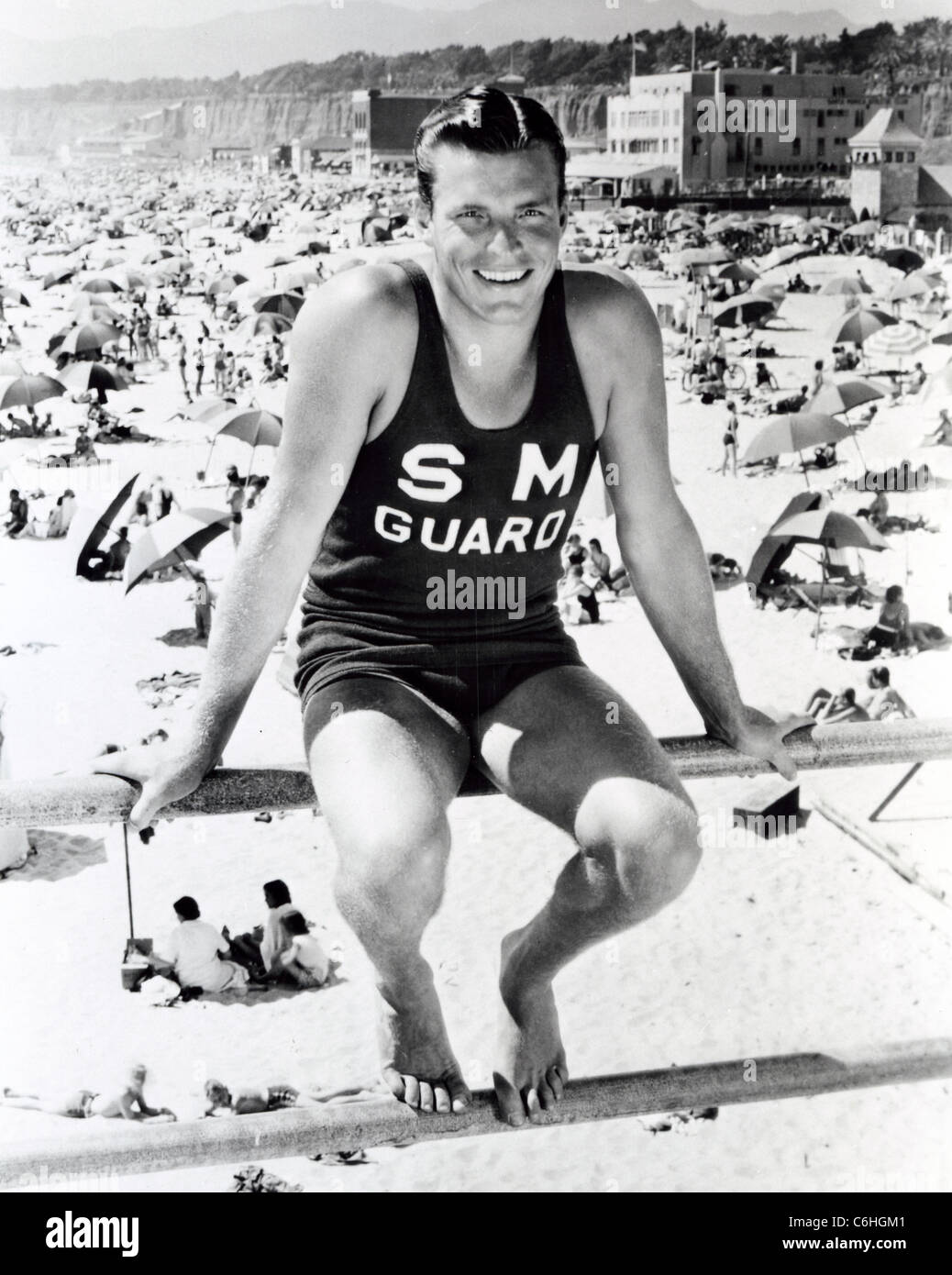 Buster Crabbe, director of water sports at the Concord Hotel, Kiamesha  Lake, New York, 1956 Stock Photo - Alamy