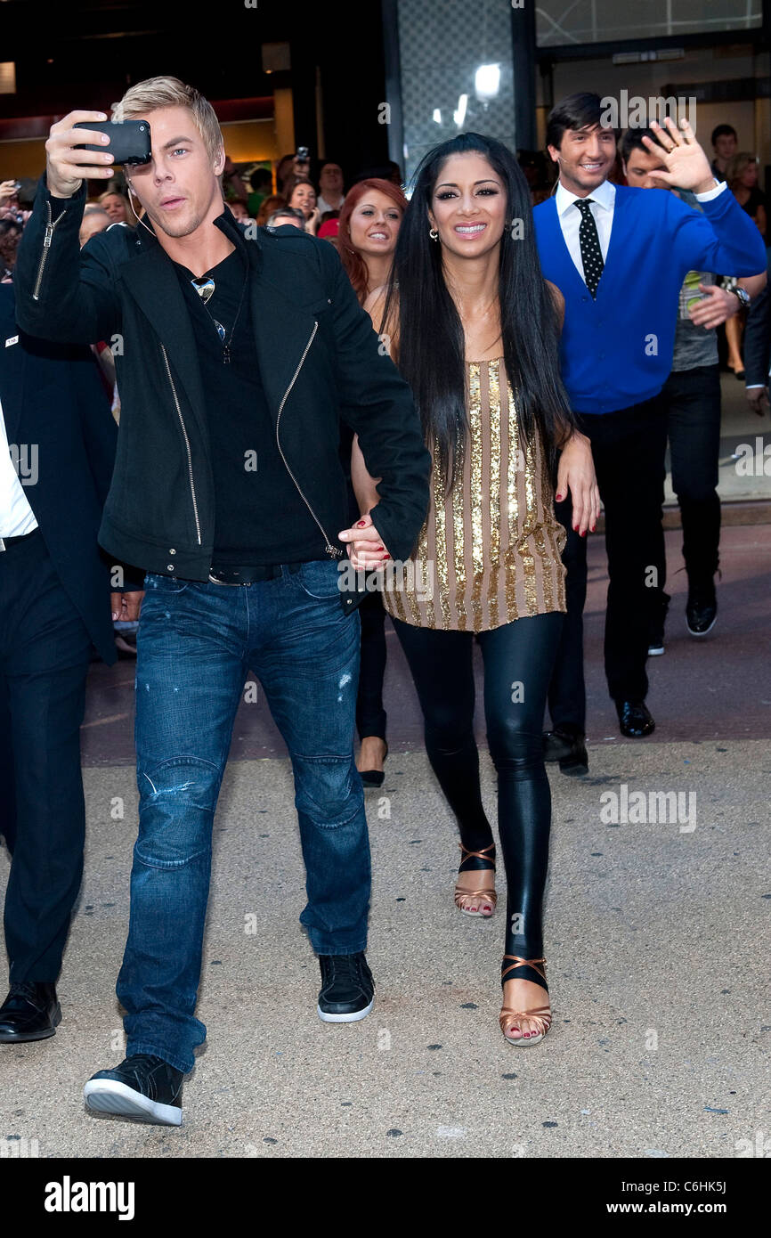 Derek Hough And Nicole Scherzinger Winners Of Dancing With The Stars Derek Hough And Nicole Scherzinger Winners Of Dancing With The Stars