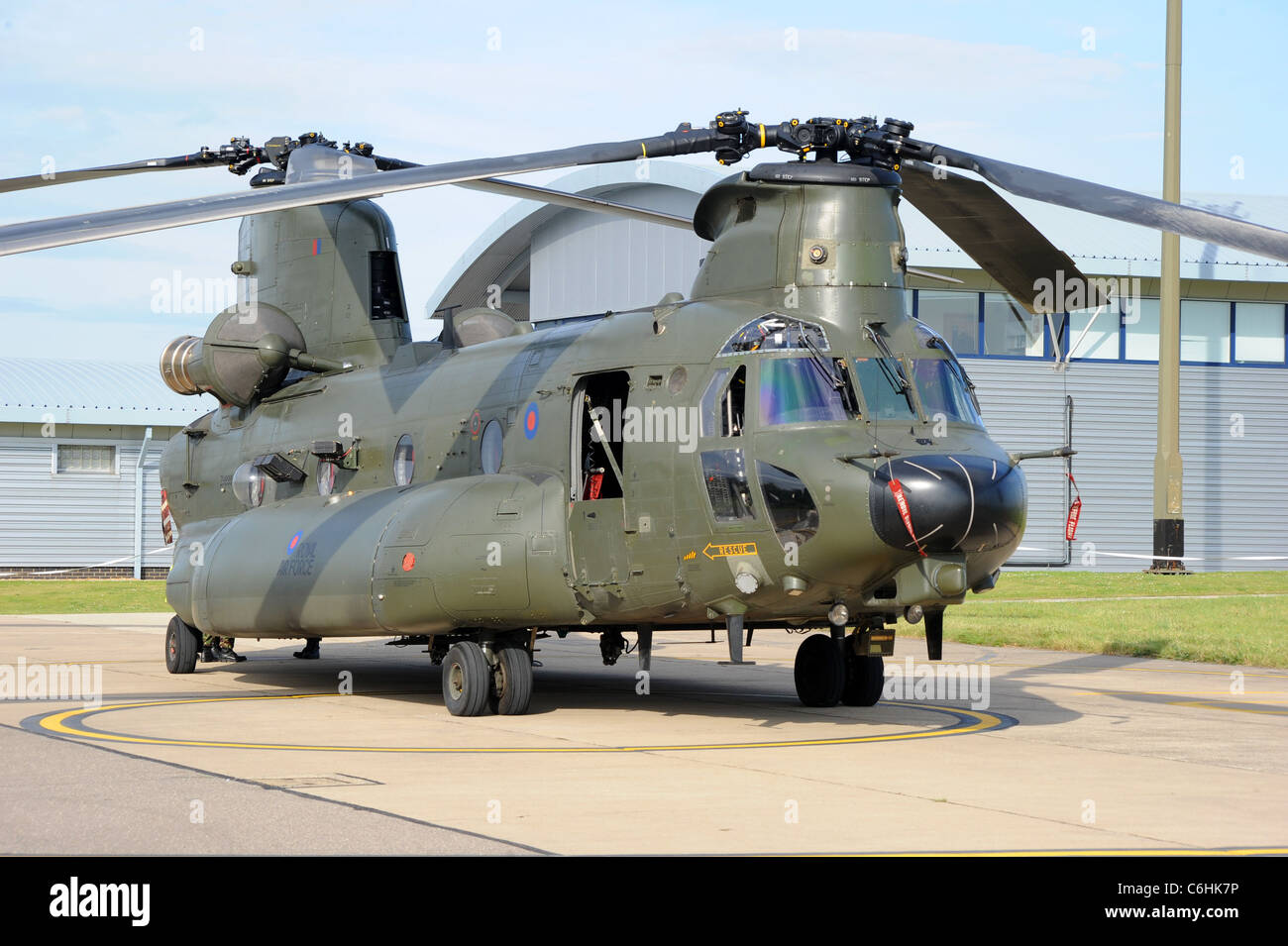RAF's latest heavy lift helicopter the Chinook HC.3 up close Stock Photo