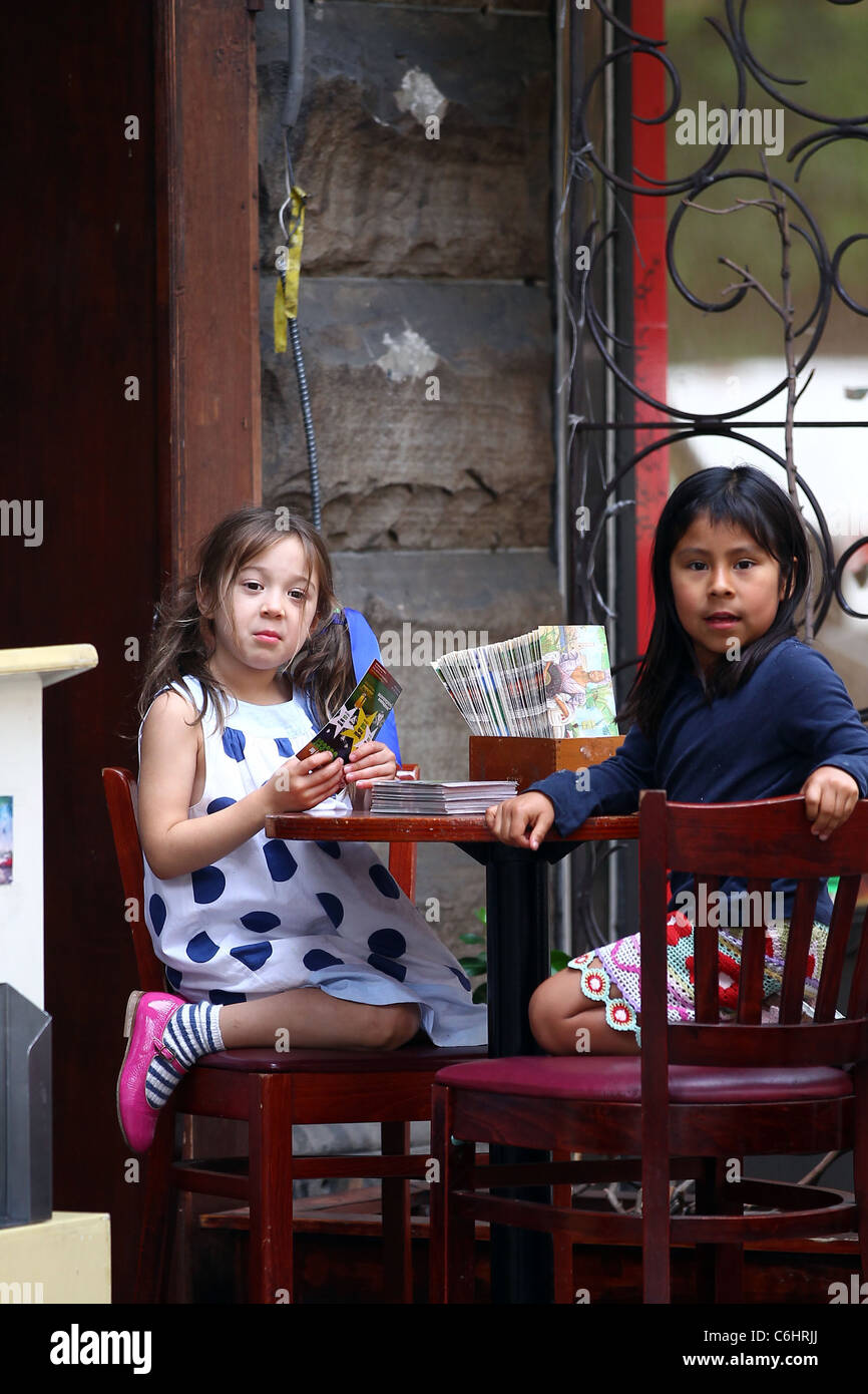 Hugh Jackman and his daughter Ava Jackman stop for a snack on their way ...