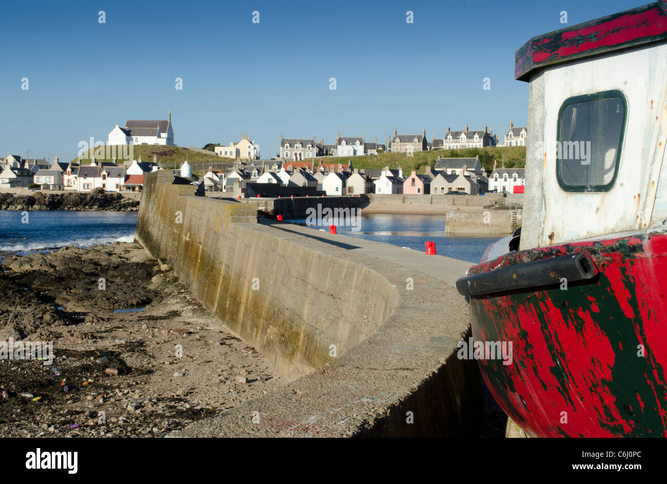 Findochty pier with old boat detail - Moray Coast Stock Photo