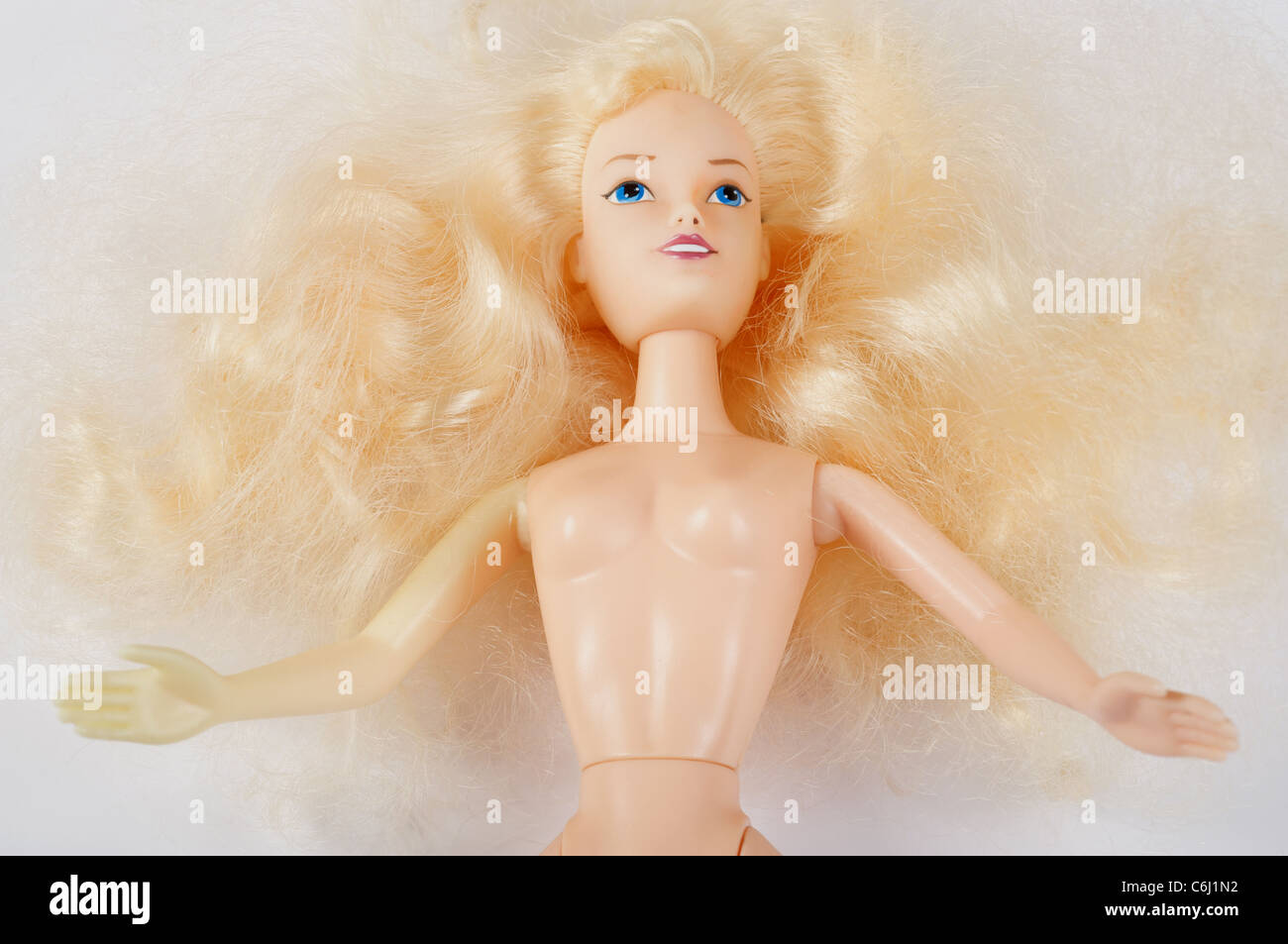 Zonsverduistering Atletisch In de naam Barbie' lookalike toy doll made in China by Simba toys Stock Photo - Alamy
