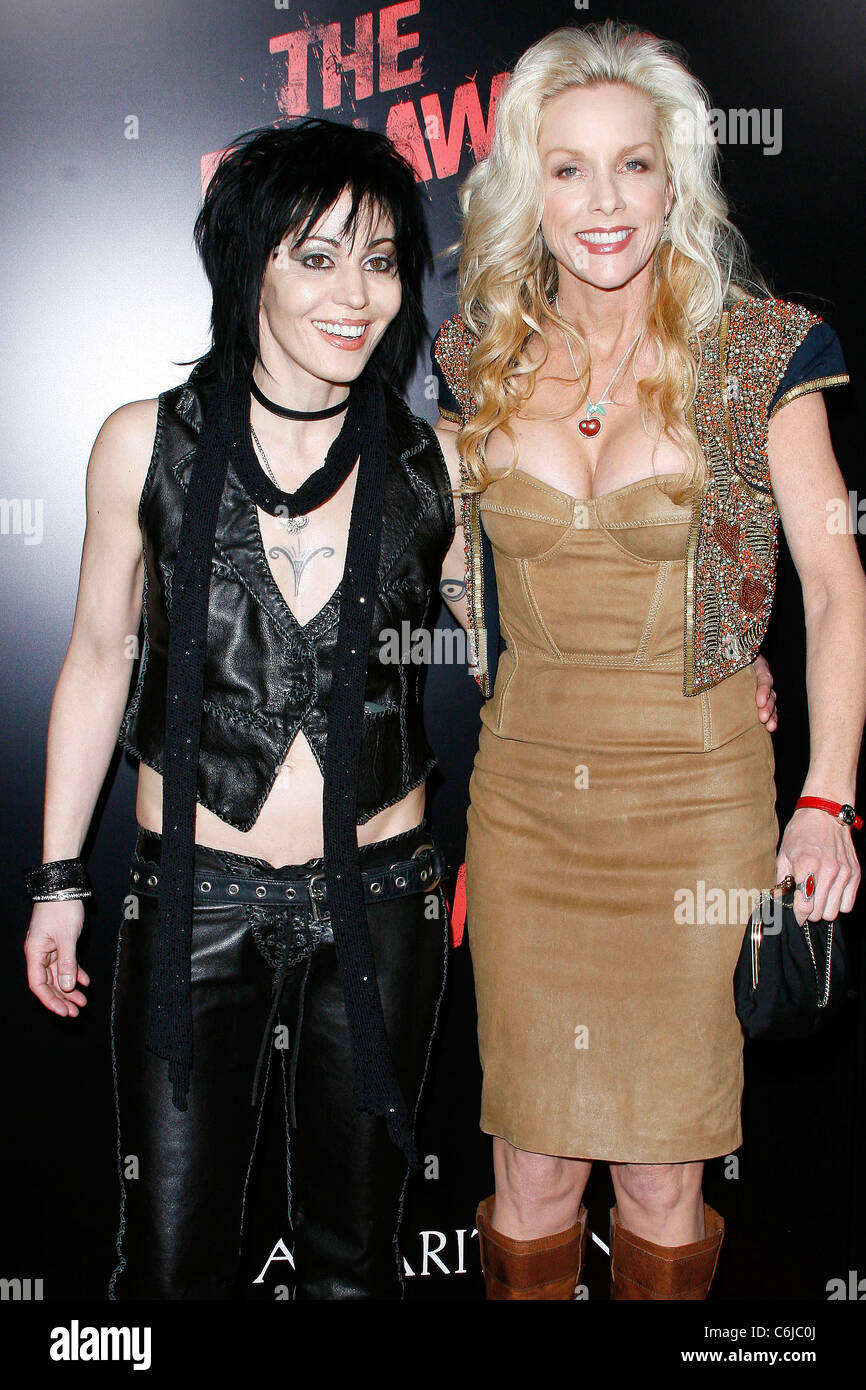 joan jett and cherie currie joan jett and cherie currie