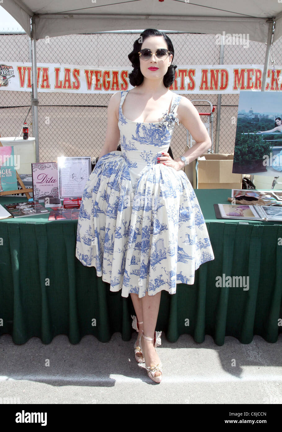 Dita Von Teese is looking lovely at a meet and greet as part of the Rockabilly Party Weekend