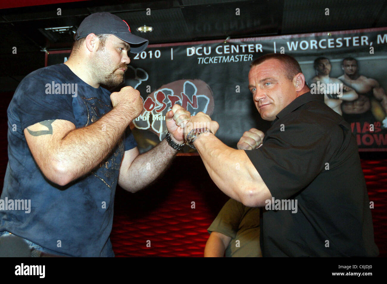 Former UFC heavyweight champion Tim Sylvia will take on five time World s Strongest Man champion Mariusz Pudzianowski on May 21 Stock Photo Alamy