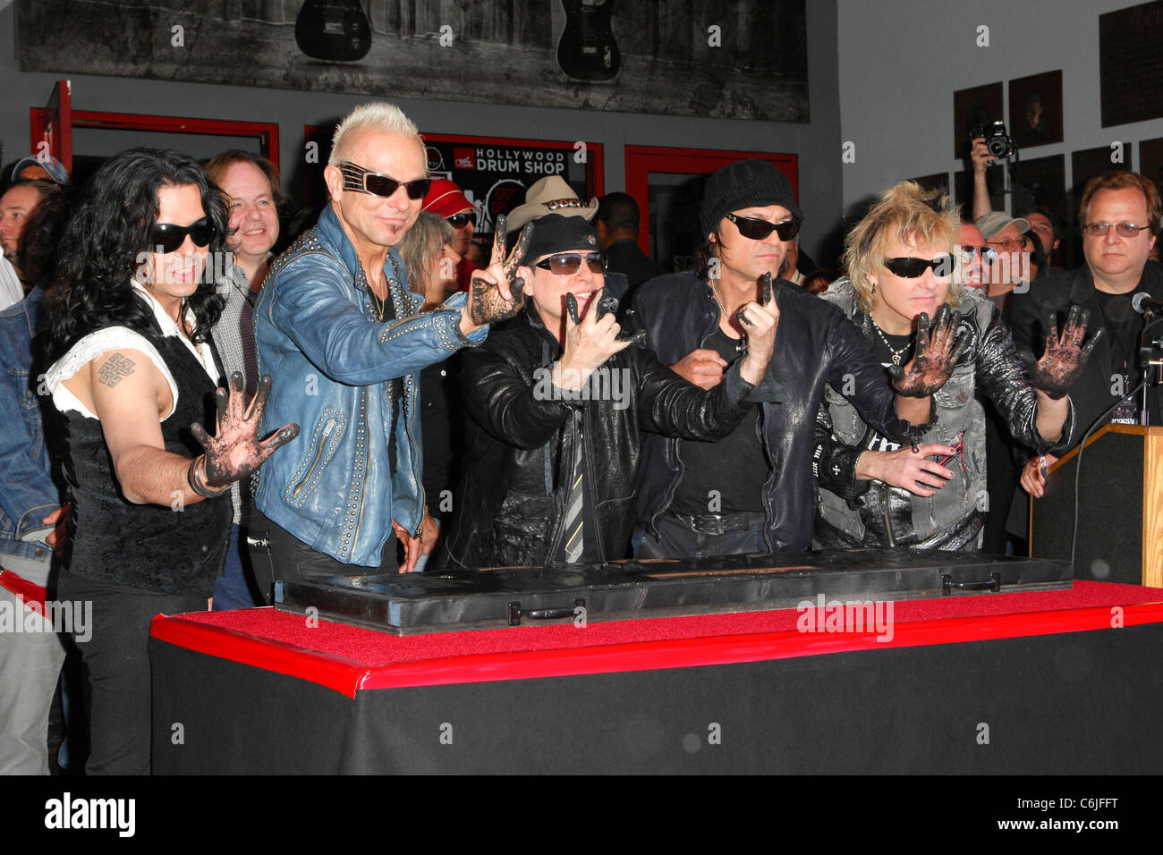 Pawel Maciwoda, Rudolf Schenker, Klaus Meine, Matthias Jabs and James Kottak The Scorpions are inducted on Hollywood's RockWalk Stock Photo