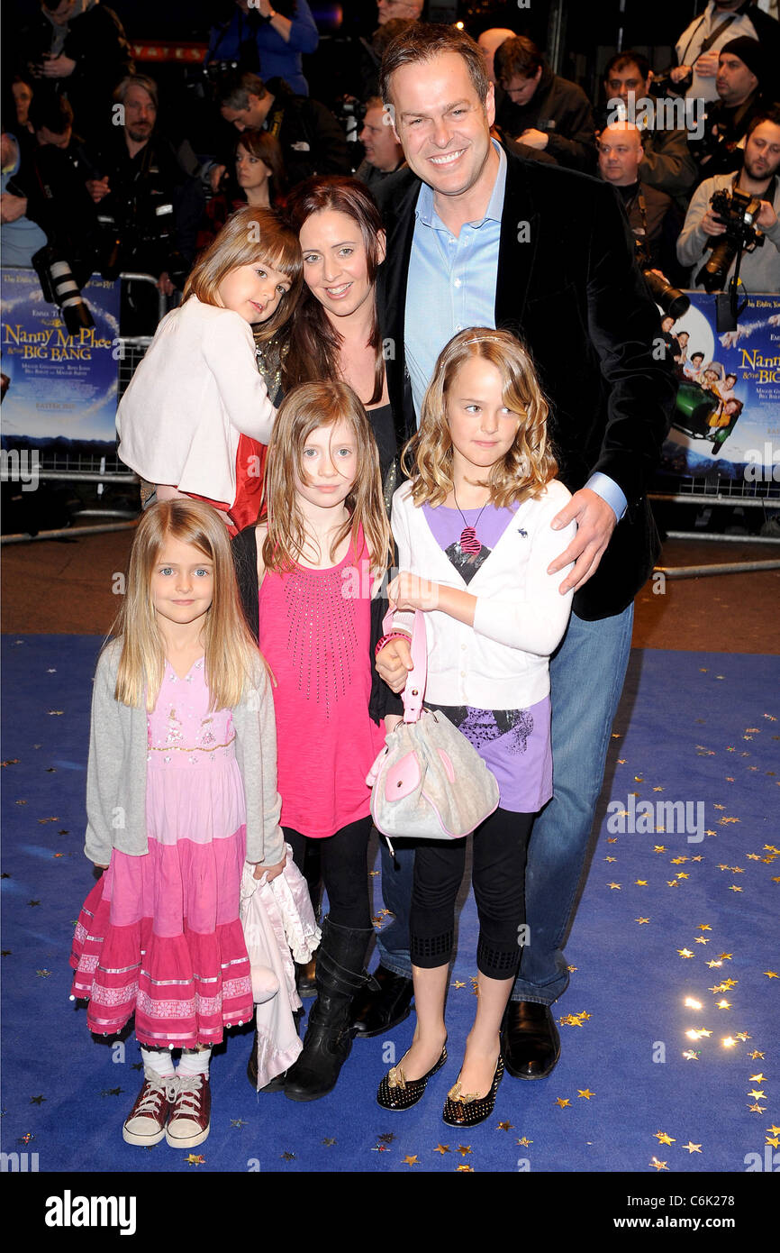 Tara Capp, Peter Jones and family 'Nanny McPhee And The Big Bang' UK film premiere held at the Odeon West End - Arrivals Stock Photo
