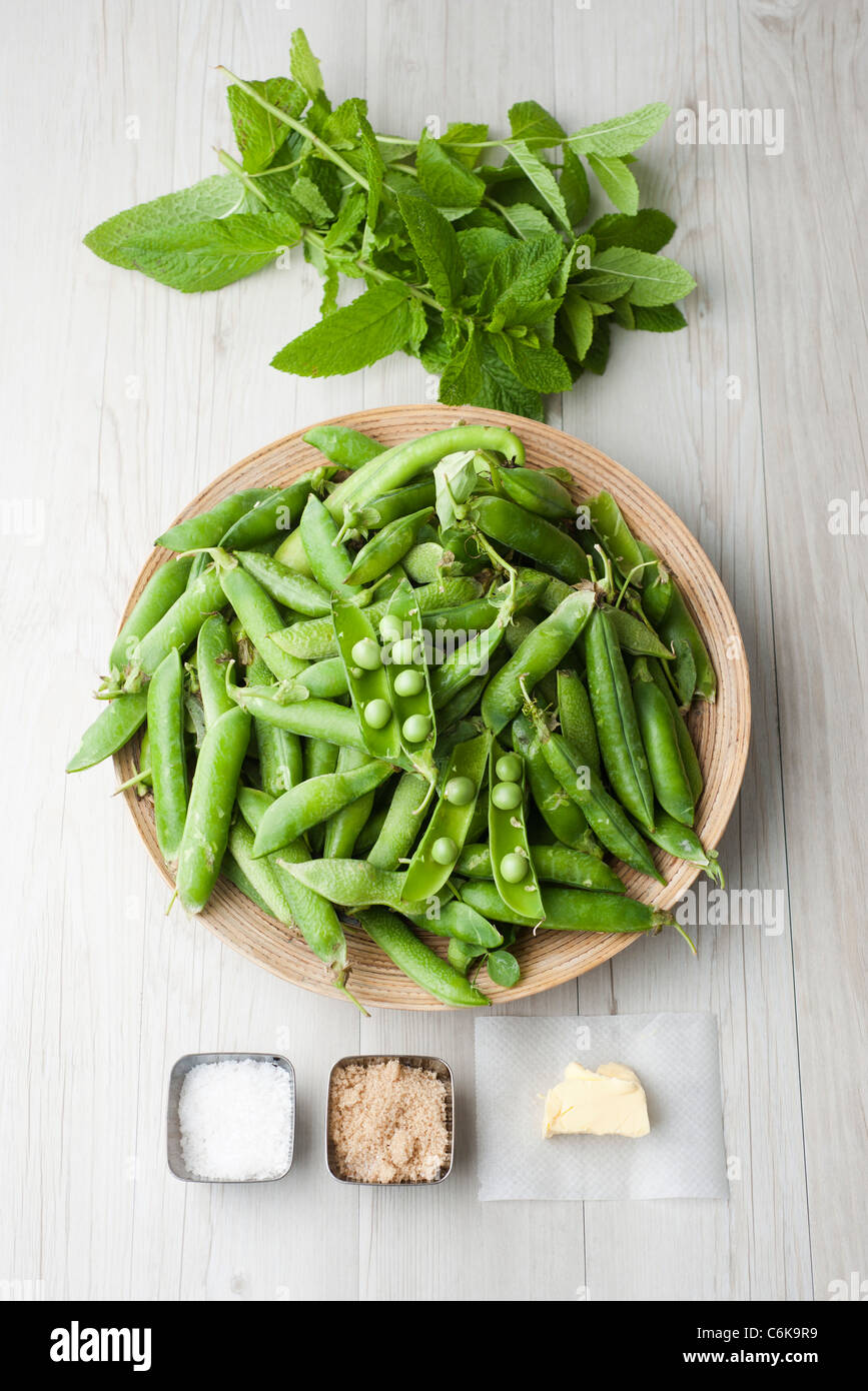 Peas with mint Stock Photo Alamy