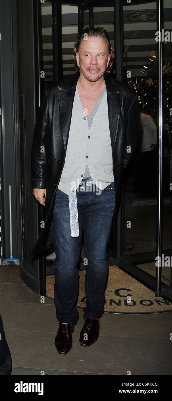 Mickey Rourke leaving C London restaurant in Mayfair. London, England ...
