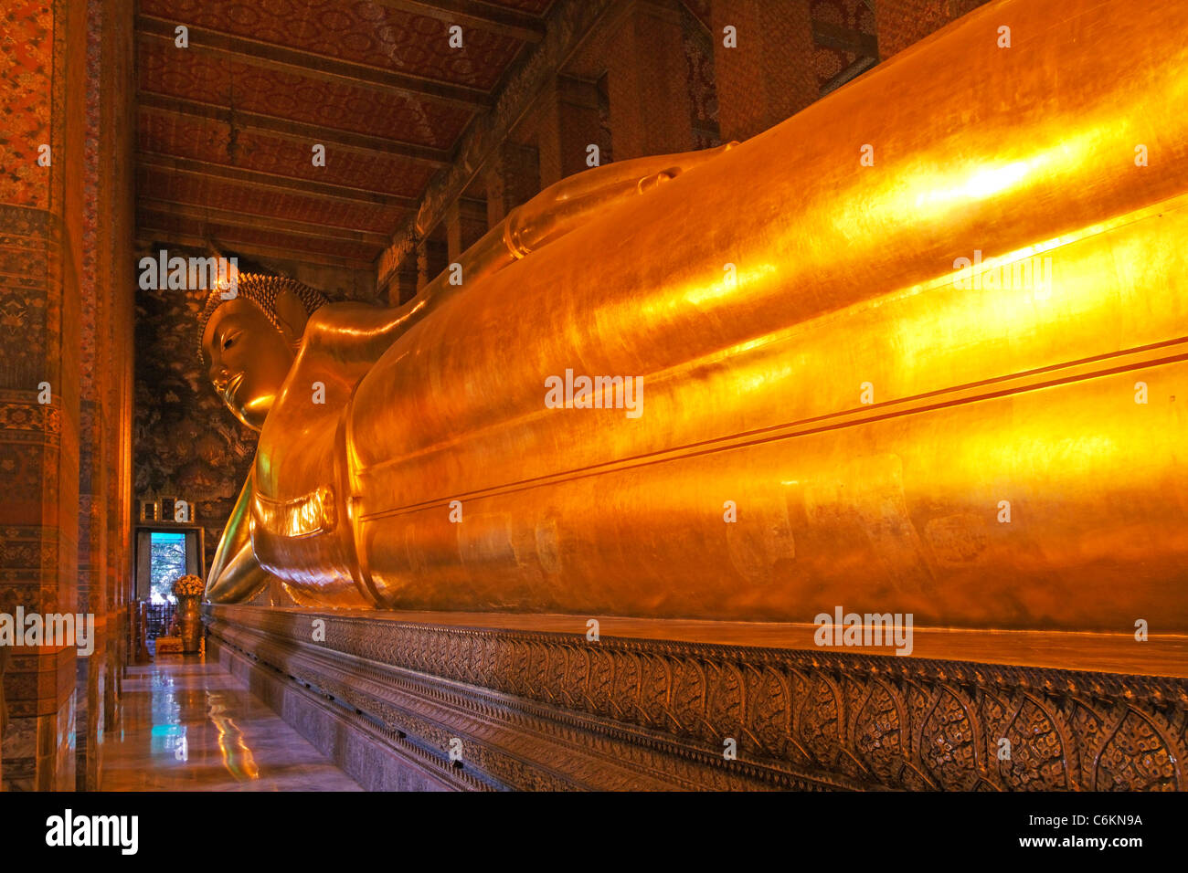 Giant Reclining Buddha, What Po, Bangkok, Thailand Stock Photo