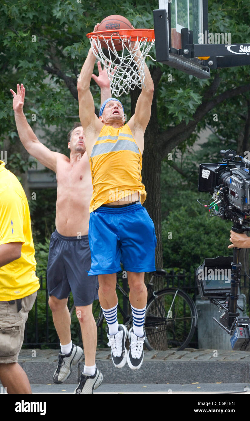 Woody Harrelson plays basketball on the set of his new movie 'Friends