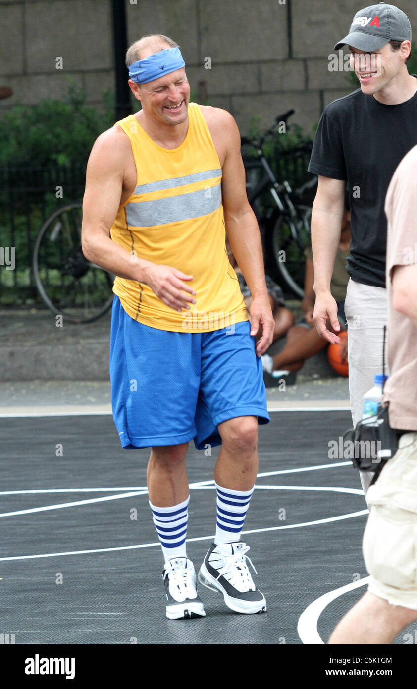 Woody Harrelson plays basketball on the set of his new movie 'Friends with Benefits' New York