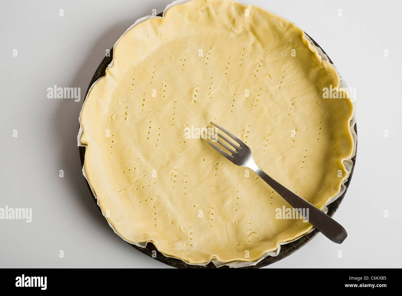 Uncooked pie crusts hires stock photography and images Alamy