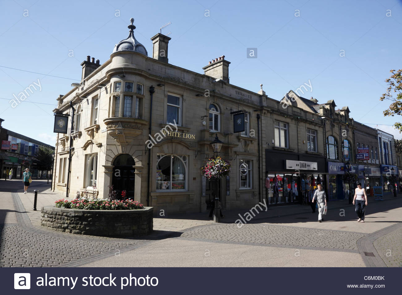 Burnley Town Centre High Resolution Stock Photography and Images Alamy