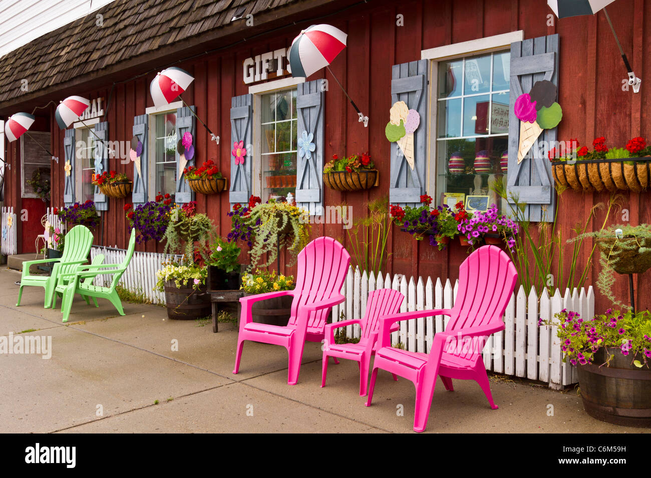 Outdoor ice cream parlor chairs hotsell