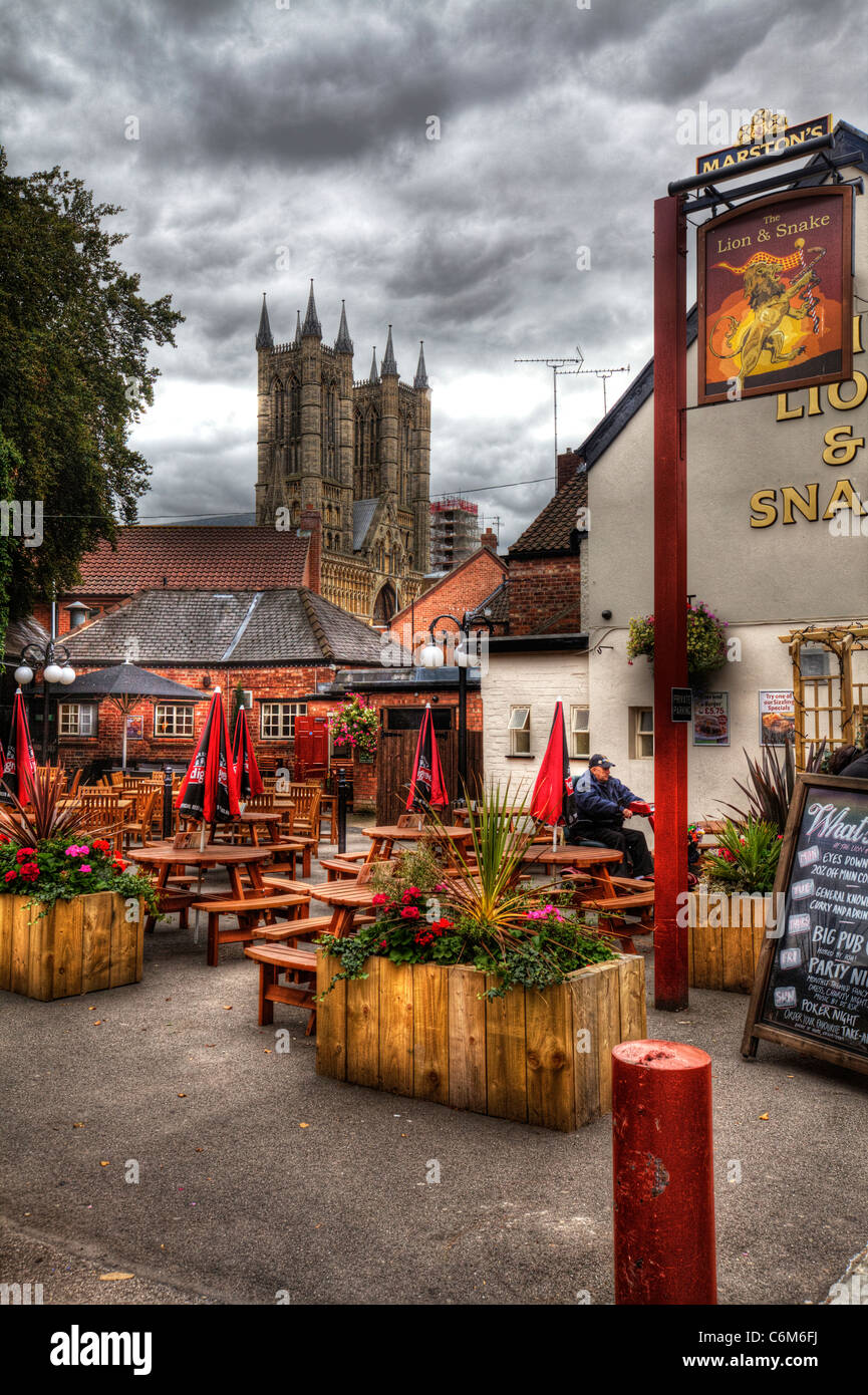 Lincoln city, Lincolnshire the Lion & Snake pub in foreground with Cathedral behind, HDR enhanced photograph Stock Photo