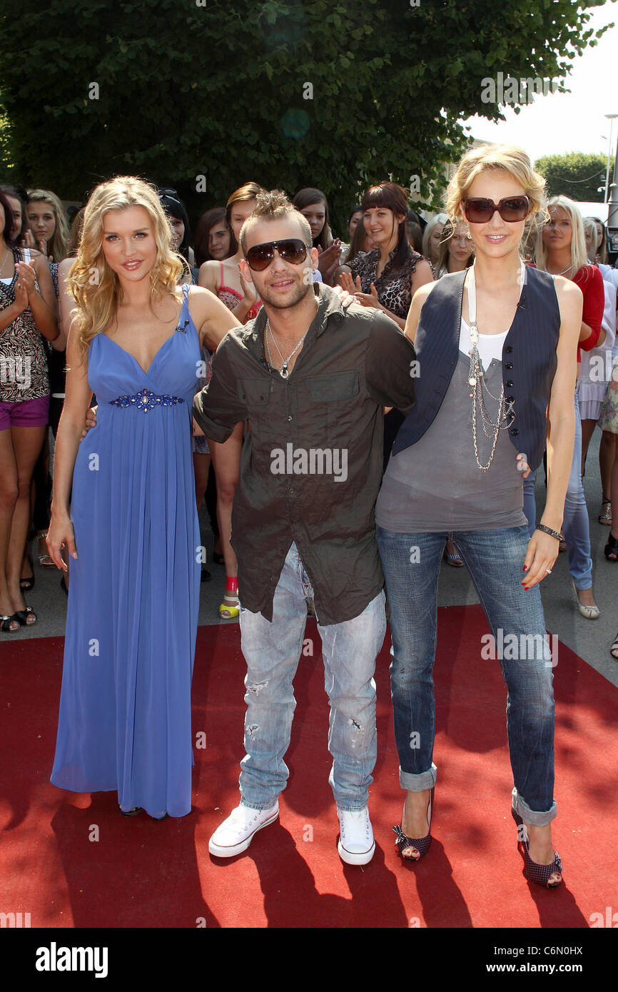 Joanna Krupa, Micha Pirog, Magdalena Mielcarz Joanna Krupa participated