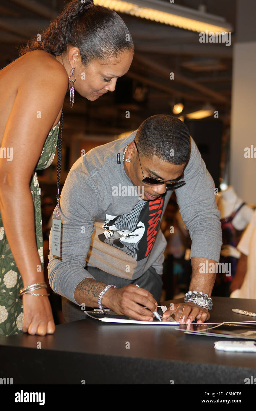 Nelly makes an instore appearance to promote his 'Apple Bottoms' clothing line at Macy's, Las