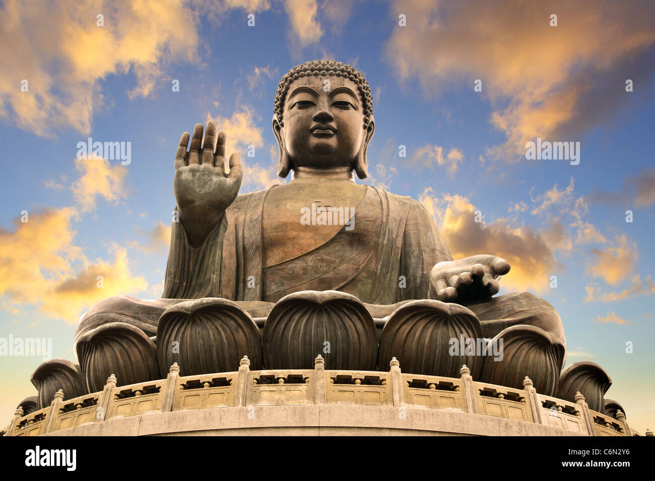 Giant Buddha sitting on lotusl. Hong Kong Stock Photo - Alamy