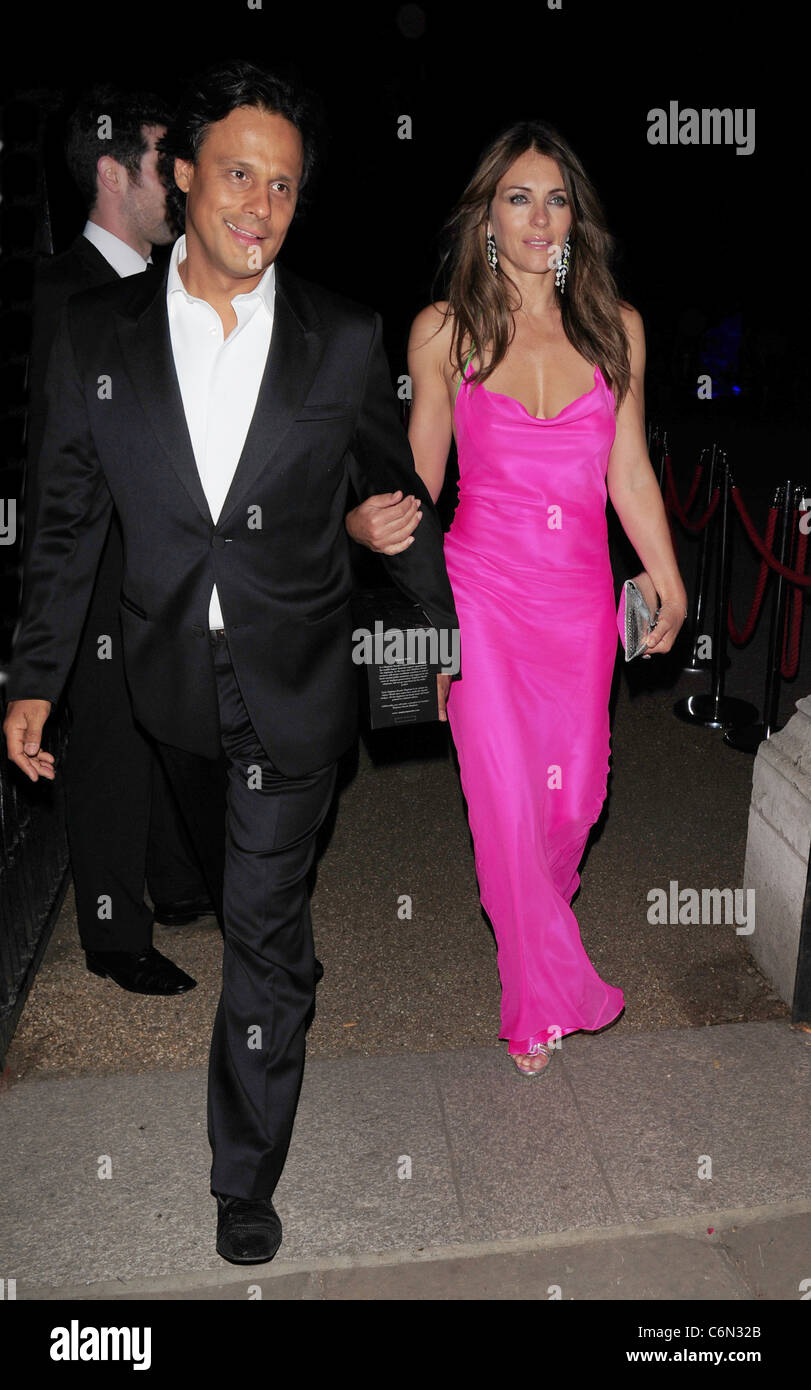 Liz Hurley and Arun Nayar Elephant Parade - auction held at the Royal Hospital Chelsea - departures London, England - 30.06.10 Stock Photo