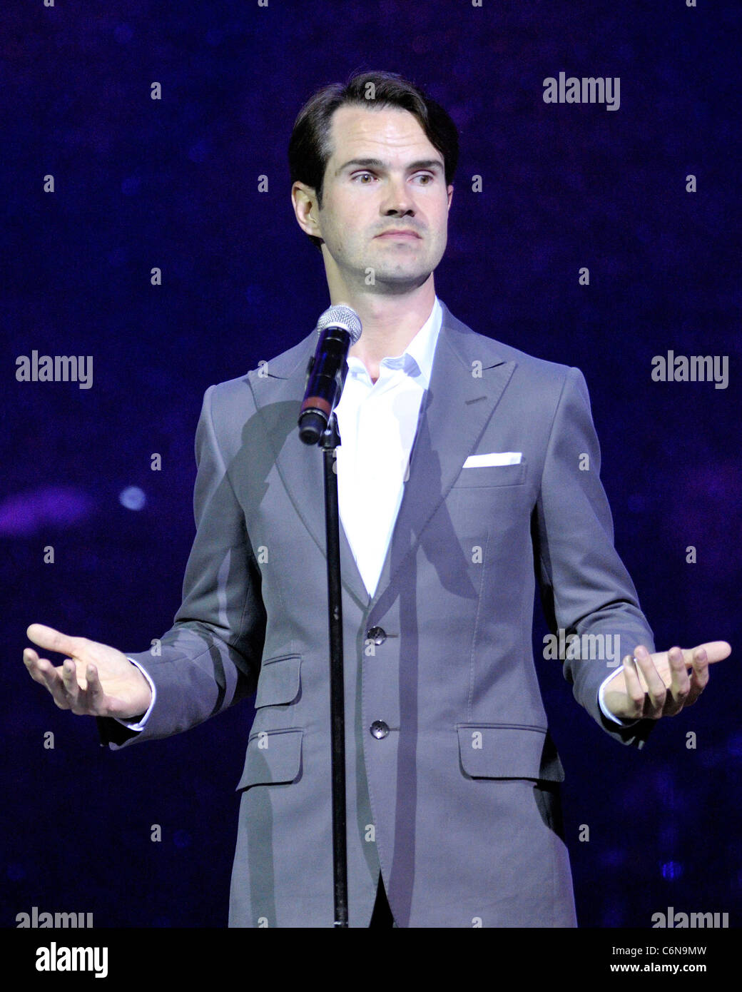 Jimmy carr on stage hires stock photography and images Alamy