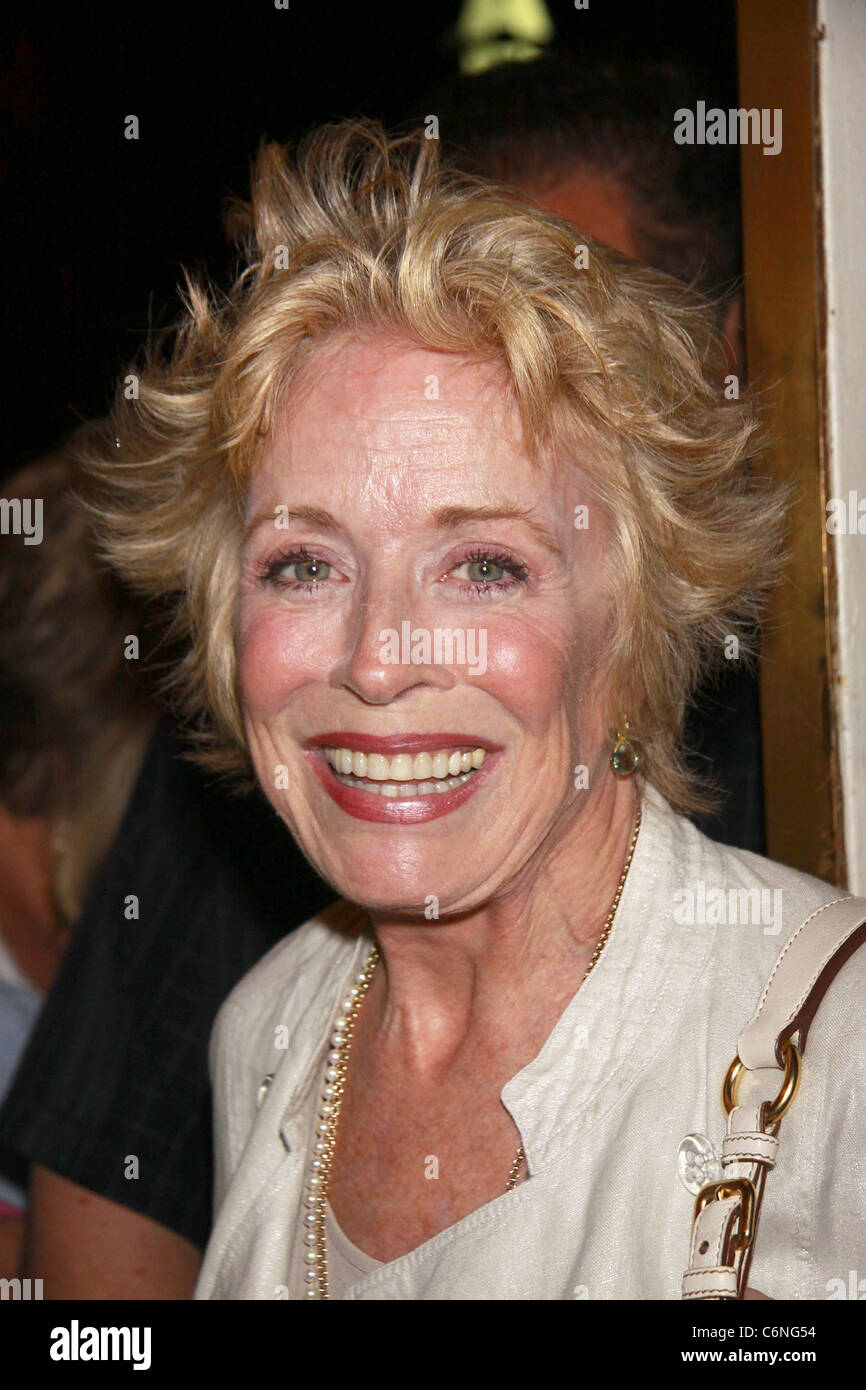 Holland Taylor from the TV show "Two and a Half Men" Cast ...
