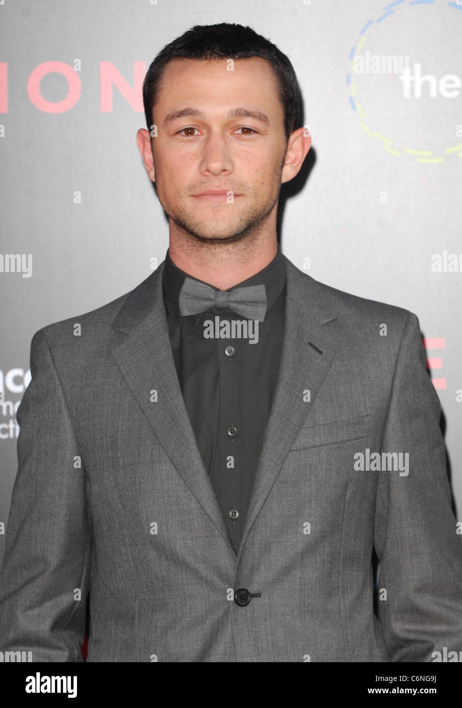 joseph-gordon-levitt-warner-bros-pictures-los-angeles-premiere-of