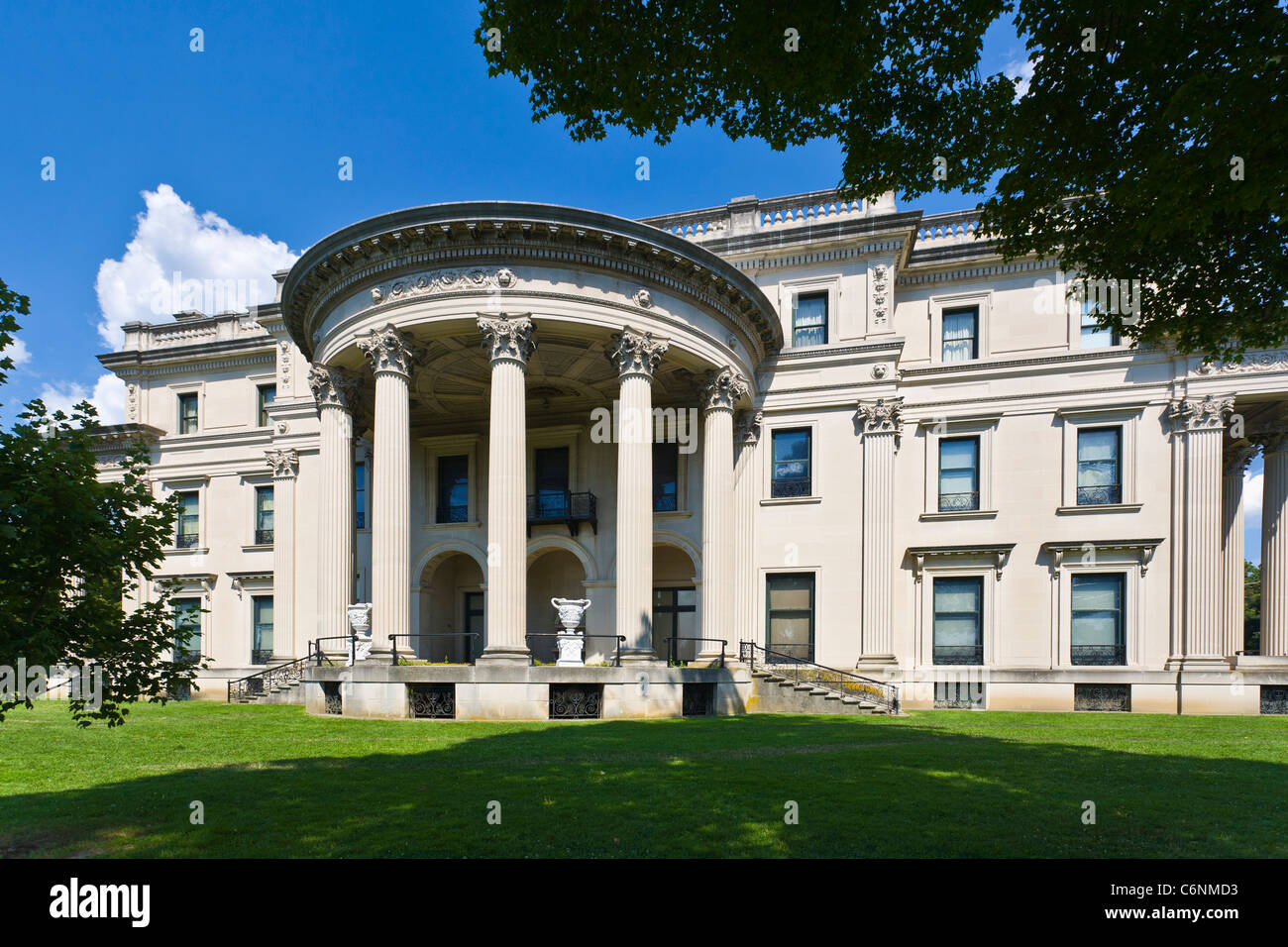 Vanderbilt Mansion National Historic Site in the Hudson Valley town of  Hyde Park New York Stock Photo