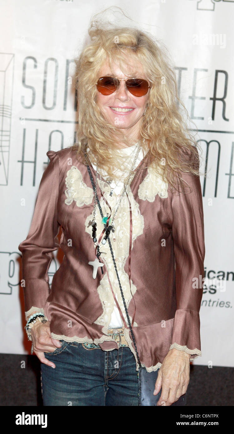 Kim carnes hi-res stock photography and images - Alamy
