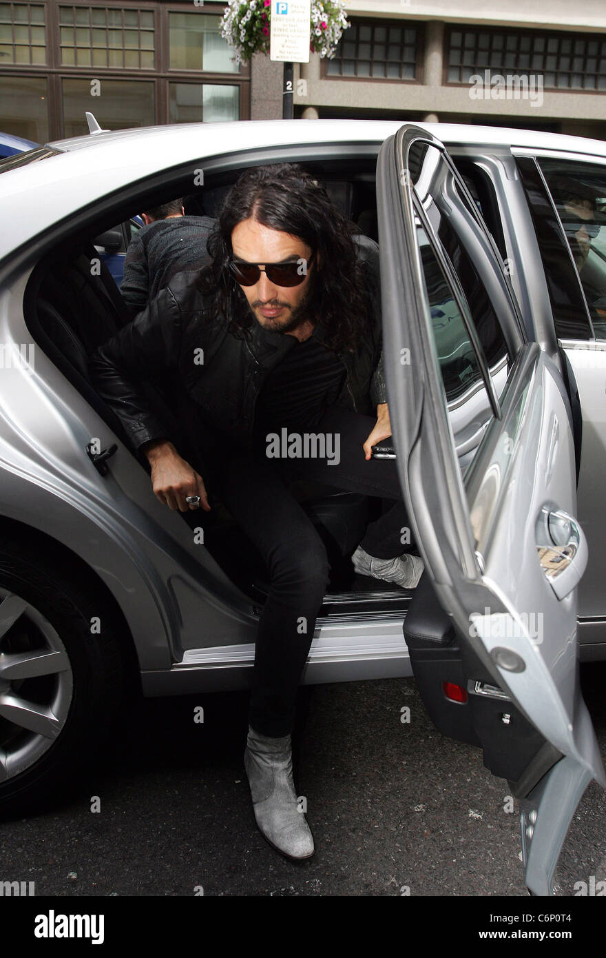 Russell Brand arrives at the BBC Radio 1 studios London, England - 18.06.10 Stock Photo