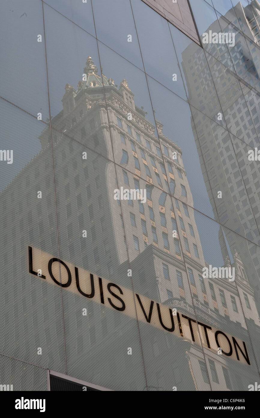 Louis vuitton fifth avenue store hi-res stock photography and