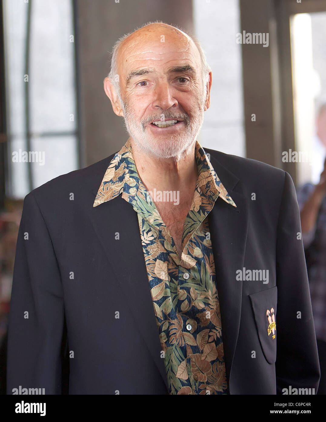 Sir Sean Connery EIFF 2010 - 'The Man Who Would be King' gala screening at the Festival Theatre - Arrivals Edinburgh, Scotland Stock Photo