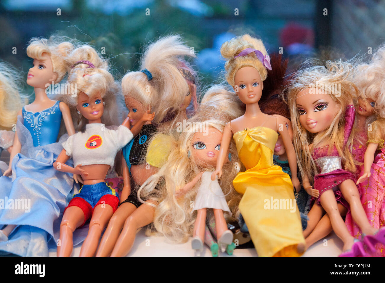 Barbie and Bratz dolls together Stock Photo