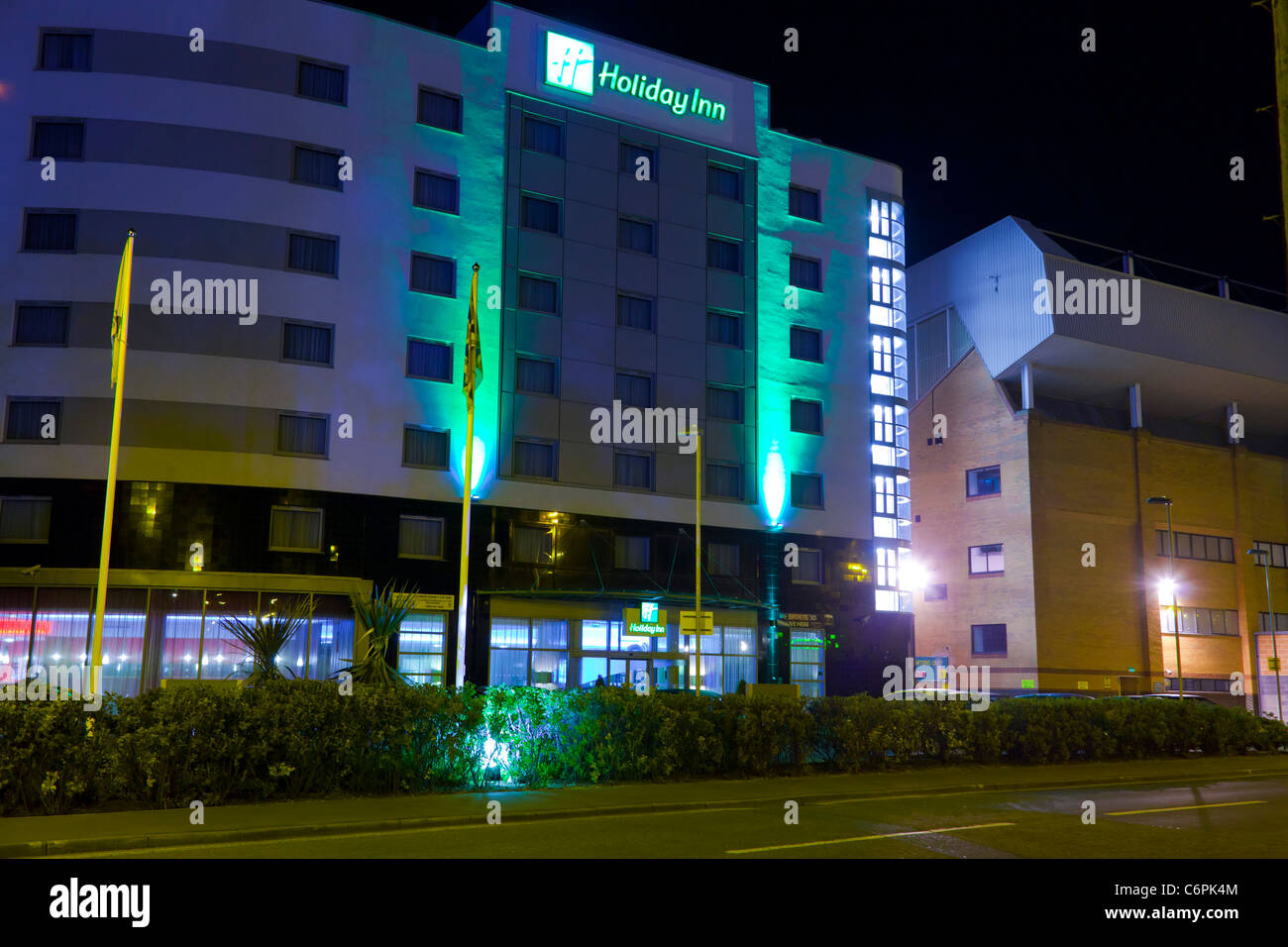 Holiday Inn Hotel at night Stock Photo Alamy