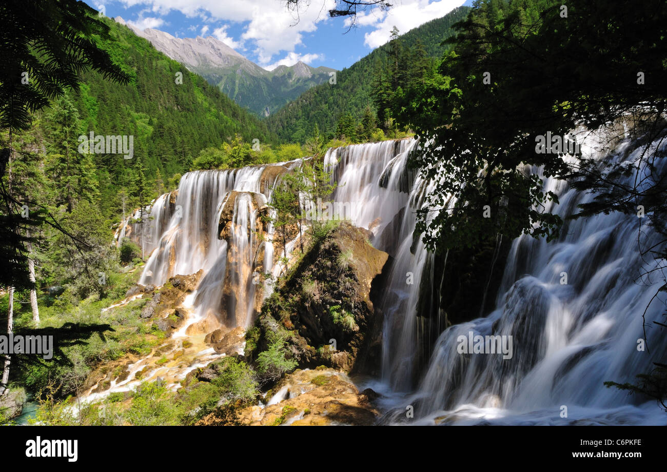 The Pearl Shoal Falls in Jiuzhaigou Nature Reserve, an UNESCO World Heritage site. Sichuan, China. Stock Photo